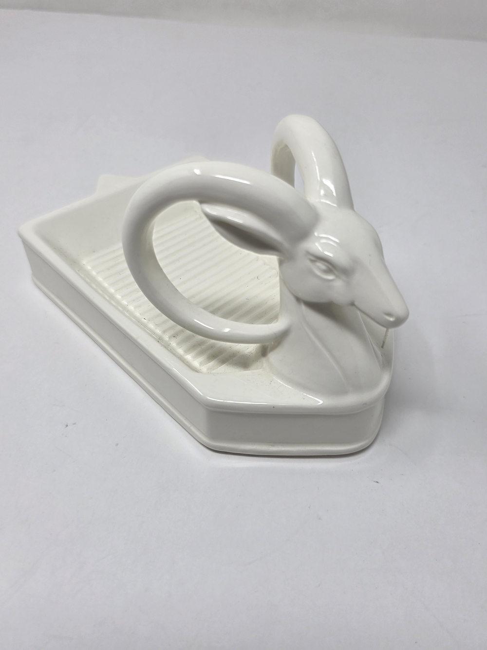Vintage White Ceramic long horn sheep large soap dish / trinket tray 7"x4"